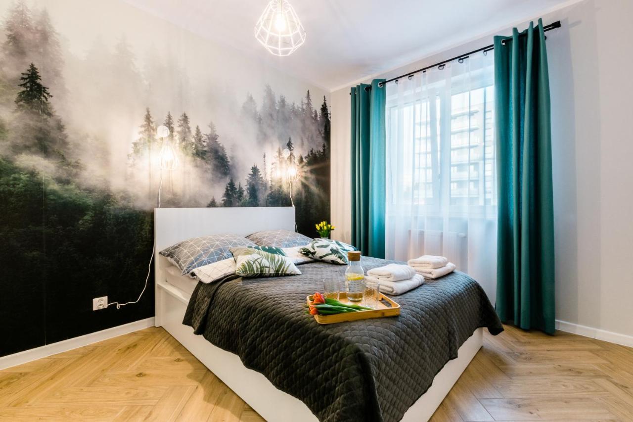 Apartament Rezydencja Vintage No1 オルシュティン エクステリア 写真