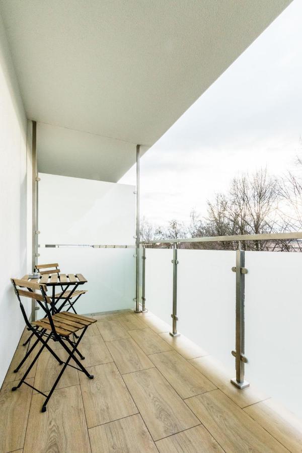 Apartament Rezydencja Vintage No1 オルシュティン エクステリア 写真
