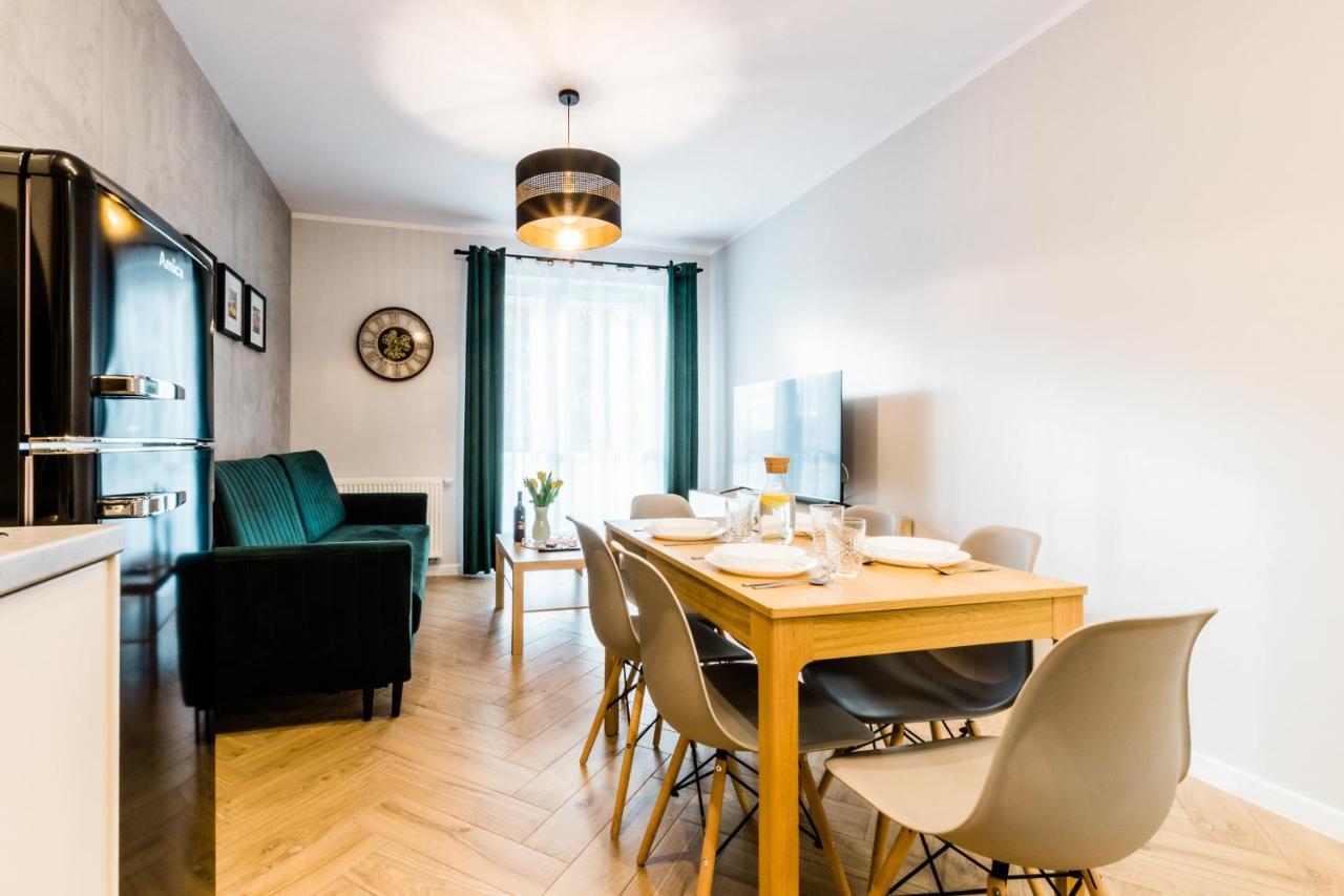 Apartament Rezydencja Vintage No1 オルシュティン エクステリア 写真