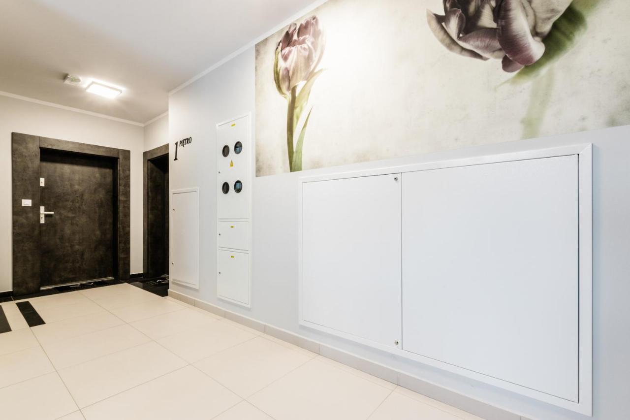 Apartament Rezydencja Vintage No1 オルシュティン エクステリア 写真