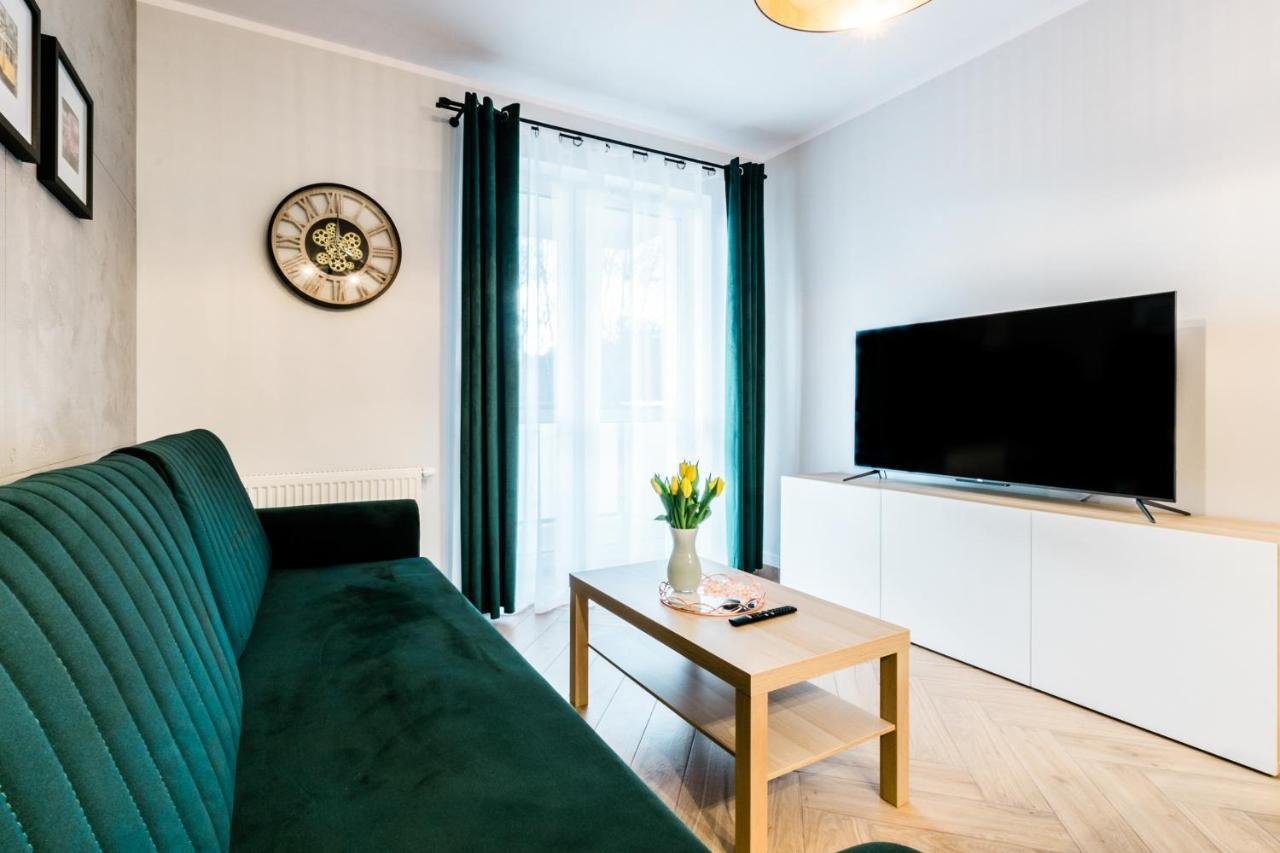 Apartament Rezydencja Vintage No1 オルシュティン エクステリア 写真