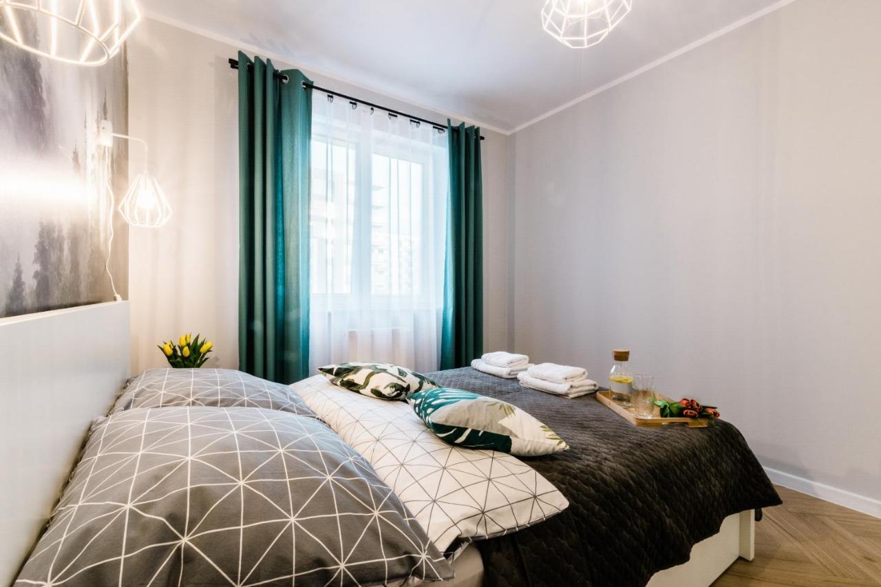 Apartament Rezydencja Vintage No1 オルシュティン エクステリア 写真